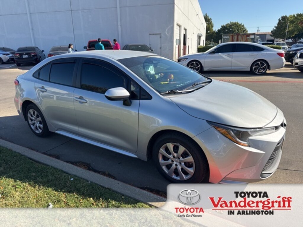 Used 2024 Toyota Corolla LE Sedan