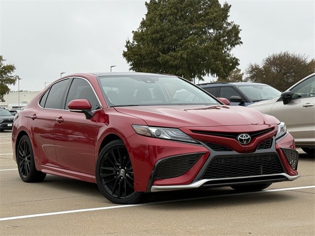 2024 Toyota Camry XSE V6 photo 2