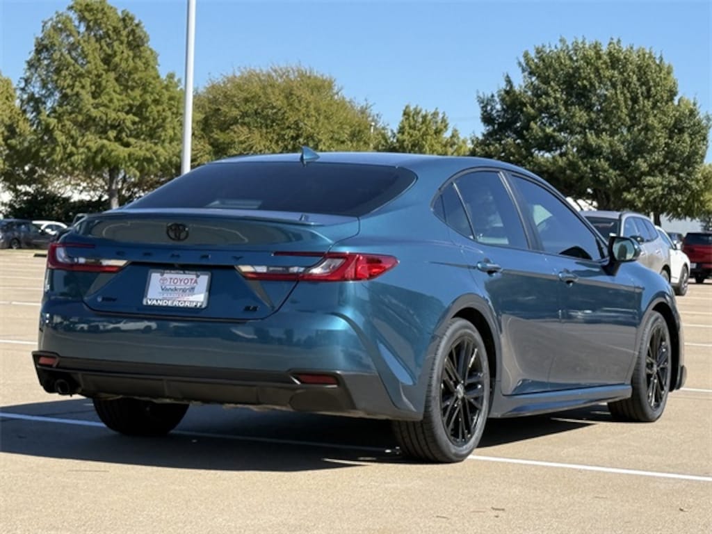 Certified 2025 Toyota Camry SE Sedan