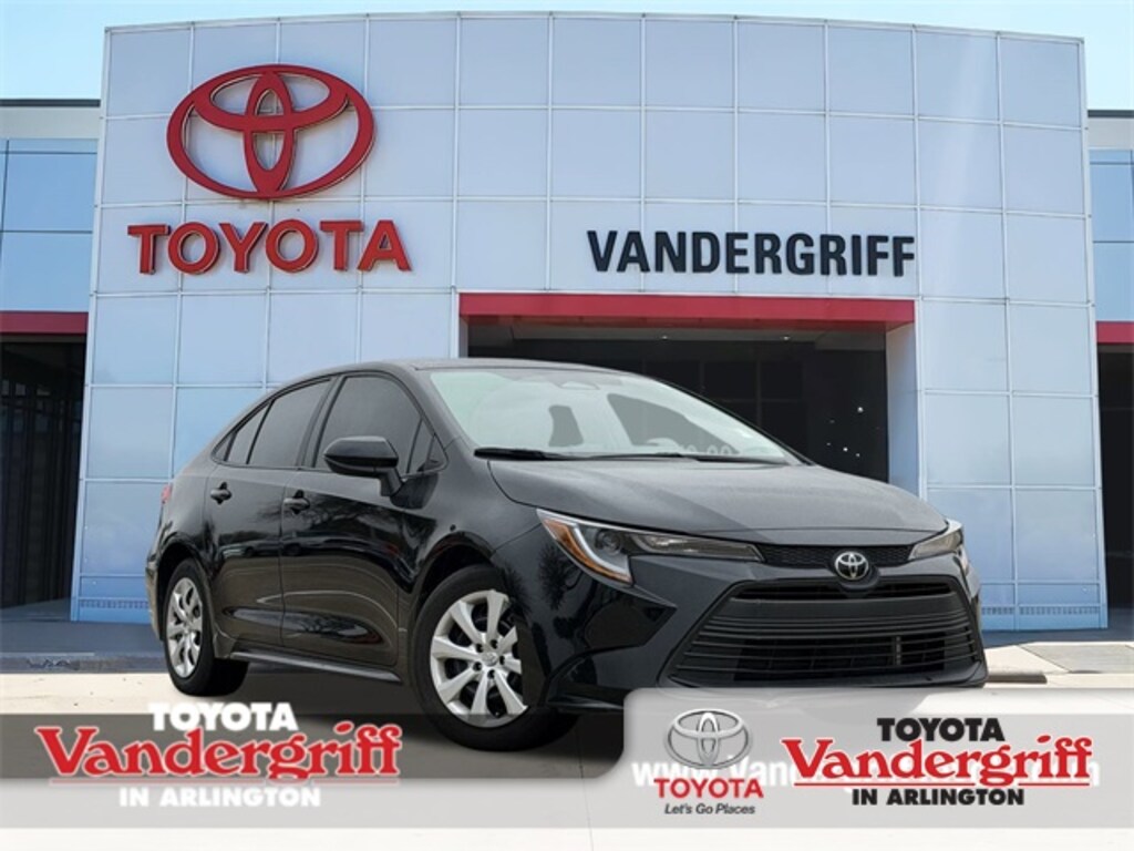 Used 2025 Toyota Corolla LE Sedan
