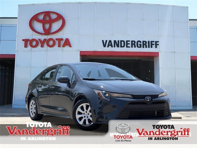2025 Toyota Corolla LE