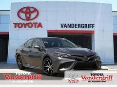 Used 2024 Toyota Camry SE Sedan Arlington
