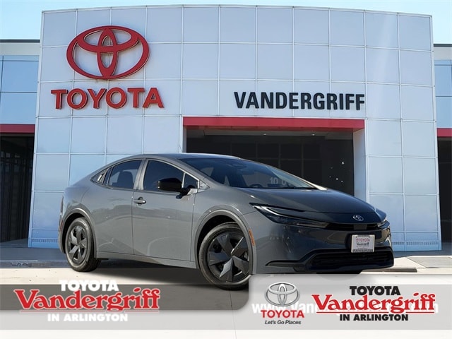 2024 Toyota Prius Limited's photo