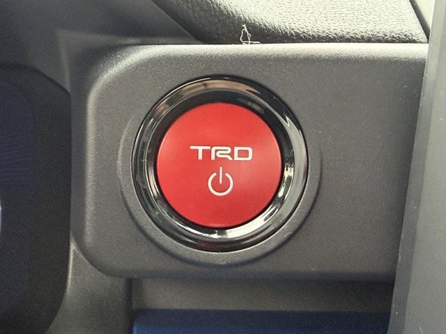 2025 Toyota 4Runner TRD Off-Road - Photo 21