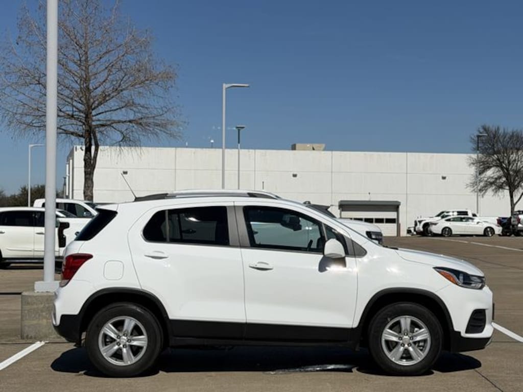 Used 2022 Chevrolet Trax LT SUV