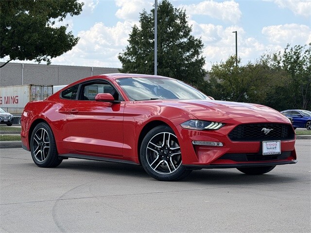 2021 Ford Mustang EcoBoost Premium photo 2