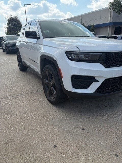 2024 Jeep Grand Cherokee Altitude X photo 4