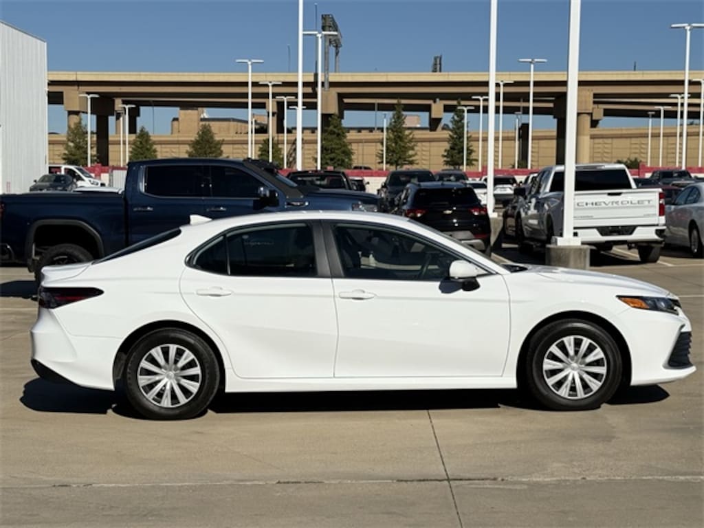 Used 2024 Toyota Camry Hybrid LE Sedan