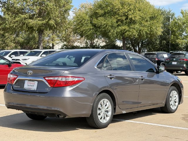 New 2017 Toyota Camry LE Sedan