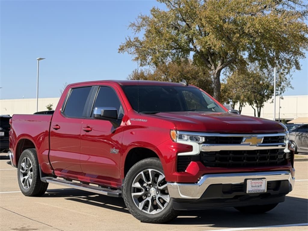 Used 2022 Chevrolet Silverado 1500 LT Truck Crew Cab