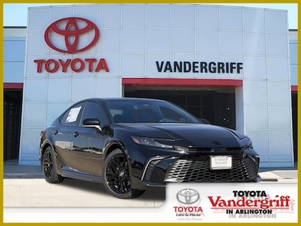 2026 Toyota Camry SE Sedan