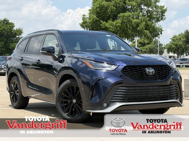 Blueprint 2025 Toyota Highlander XSE AWD SUV / Crossover All-Wheel Drive 8-Speed Automatic