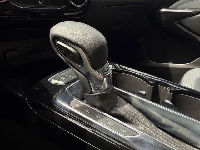2025 Chevrolet Trax LT - Photo 18