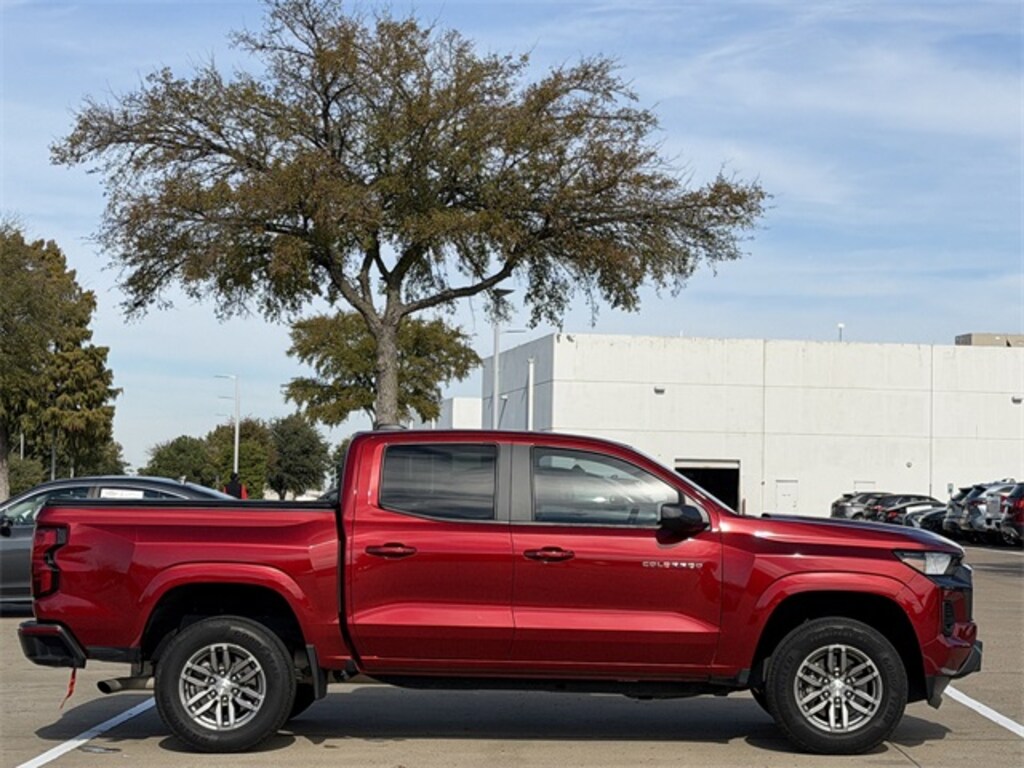 Used 2023 Chevrolet Colorado LT Truck Crew Cab