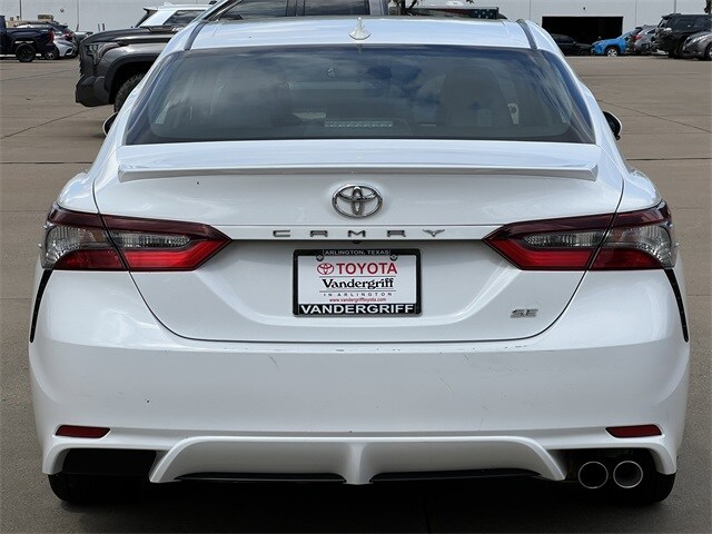 2024 Toyota Camry SE photo 4