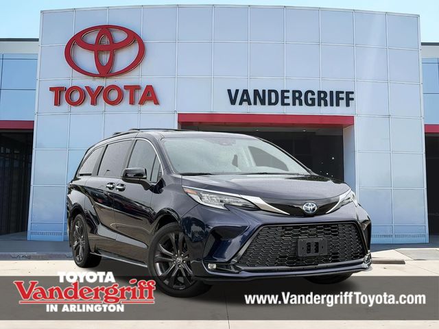 2024 Toyota Sienna Van Passenger Van 