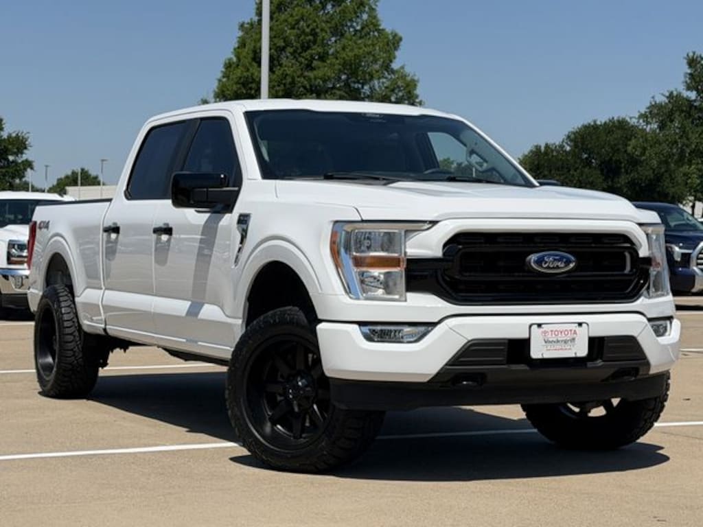 Used 2022 Ford F-150 XLT Truck SuperCrew Cab