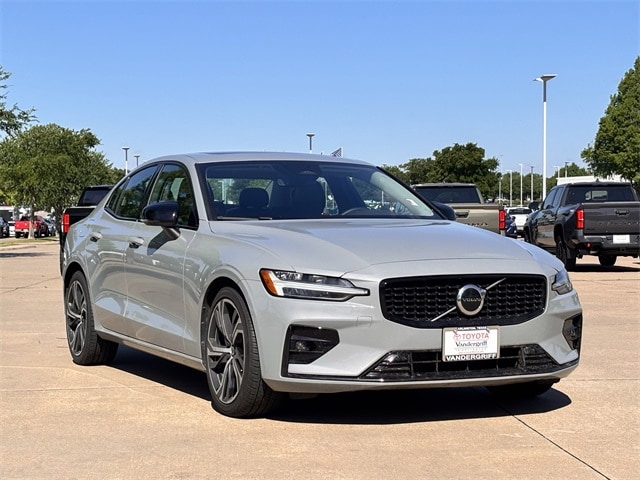 Used 2024 Volvo S60 Core with VIN 7JRL12FK5RG320029 for sale in Arlington, TX