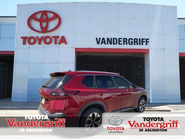 2023 Nissan Rogue SV