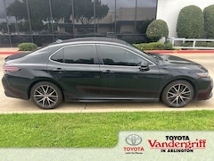 Used 2022 Toyota Camry SE Sedan Arlington