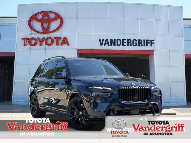 2025 BMW X7 xDrive40i's photo