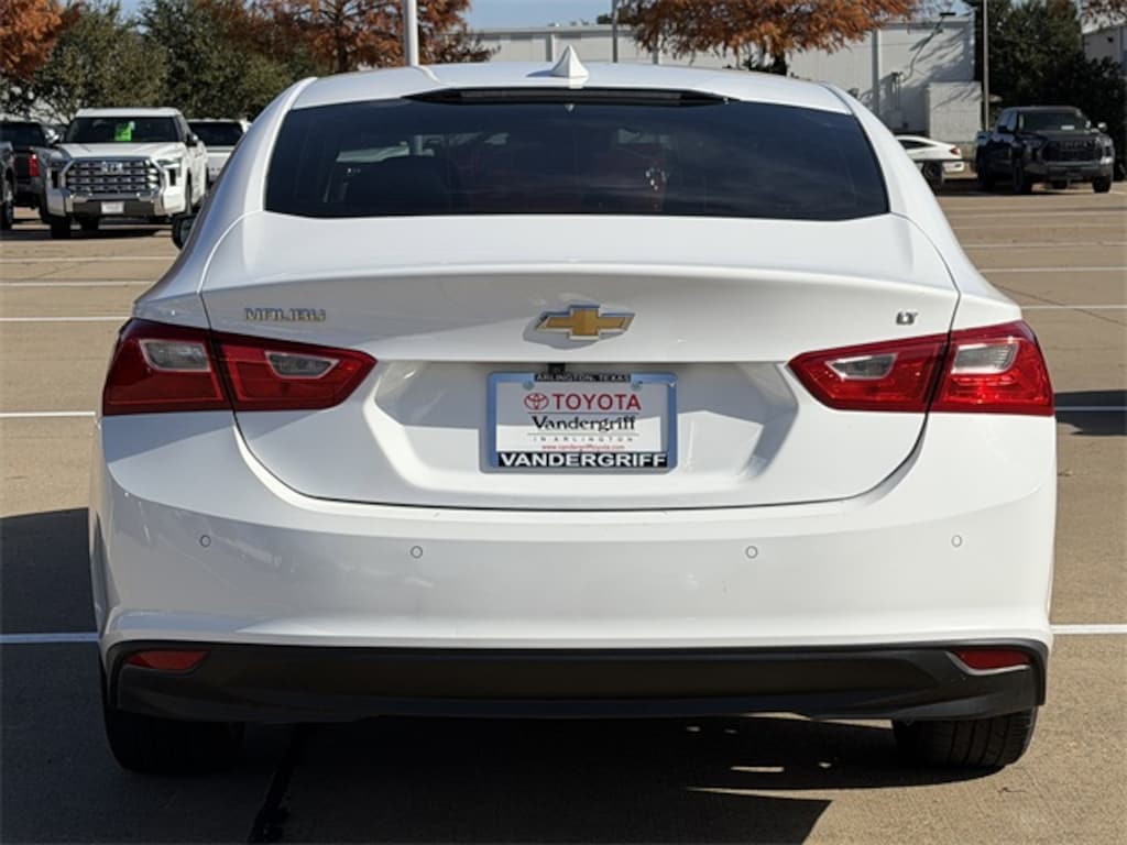 Used 2024 Chevrolet Malibu LT Sedan