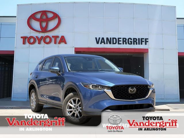 2023 Mazda CX-5 S Preferred package Auto AWD's photo