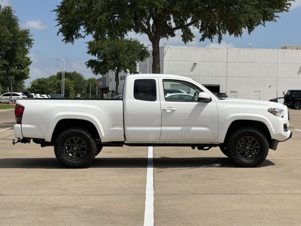 Certified 2022 Toyota Tacoma SR5 Truck Access Cab