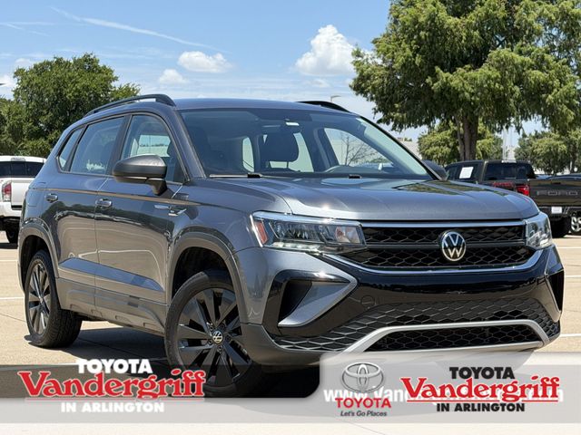 2023 Volkswagen Taos 1.5T S's photo