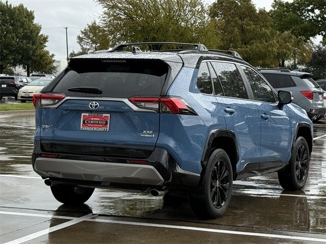 2023 Toyota RAV4 Hybrid XSE photo 4