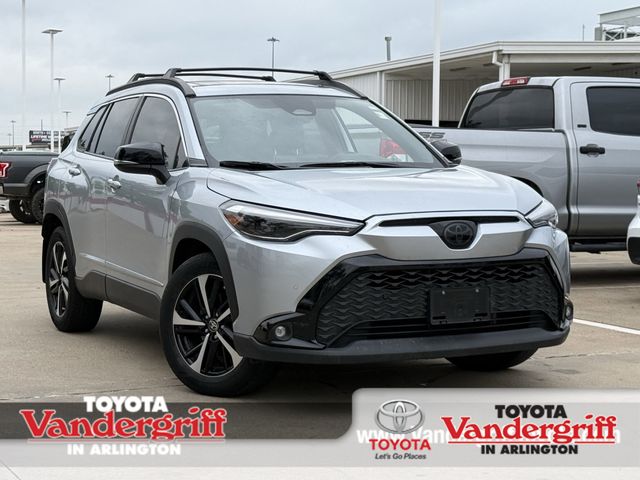 2025 Toyota Corolla Cross Hybrid XSE AWD's photo