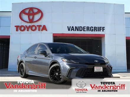 2026 Toyota Camry SE Sedan