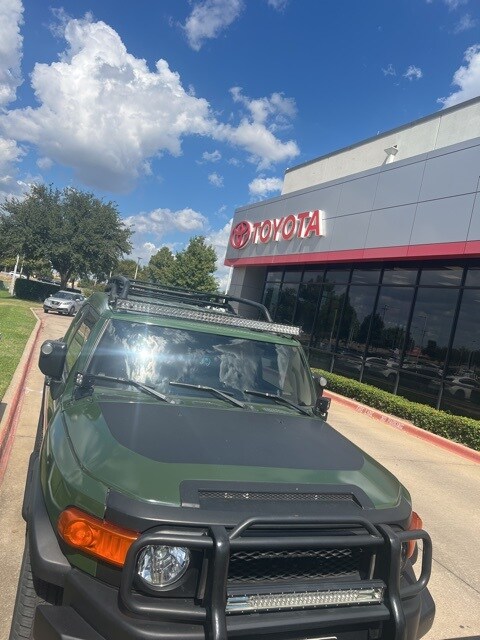 2007 Toyota FJ Cruiser Base photo 2