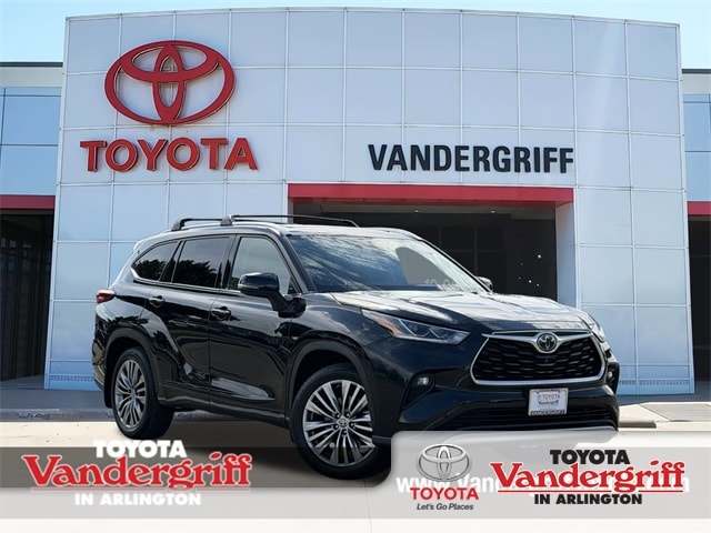 2021 Toyota Highlander SUV  2021 Toyota Highlander SUV