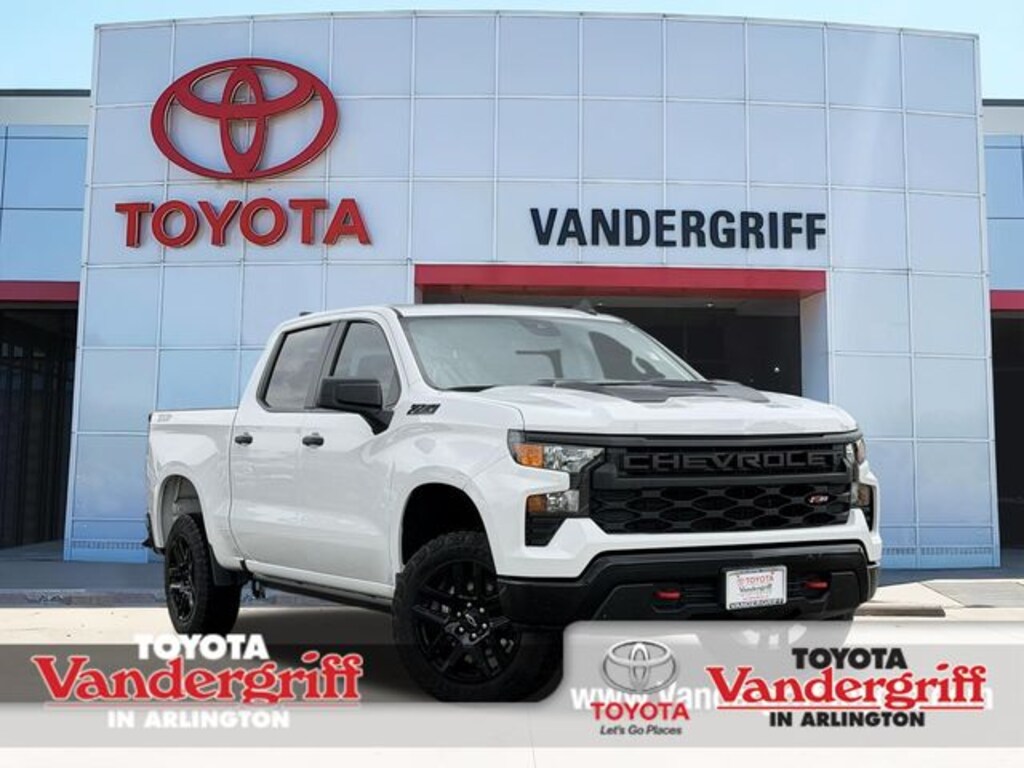 Used 2024 Chevrolet Silverado 1500 Custom Trail Boss Truck Crew Cab
