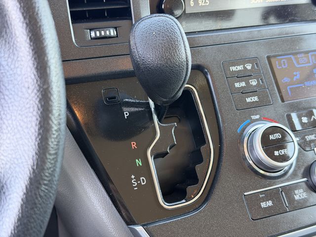 Photo 18