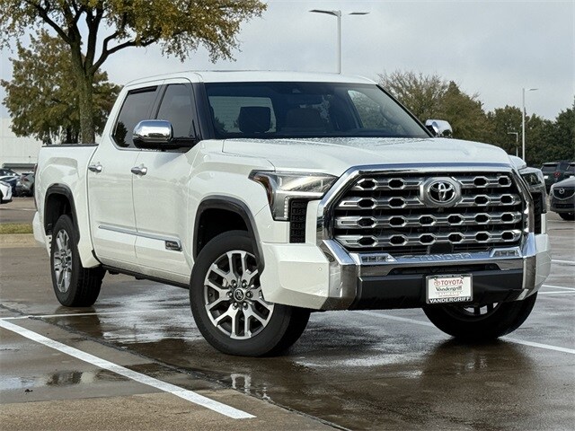 2022 Toyota Tundra 1794 Edition photo 2