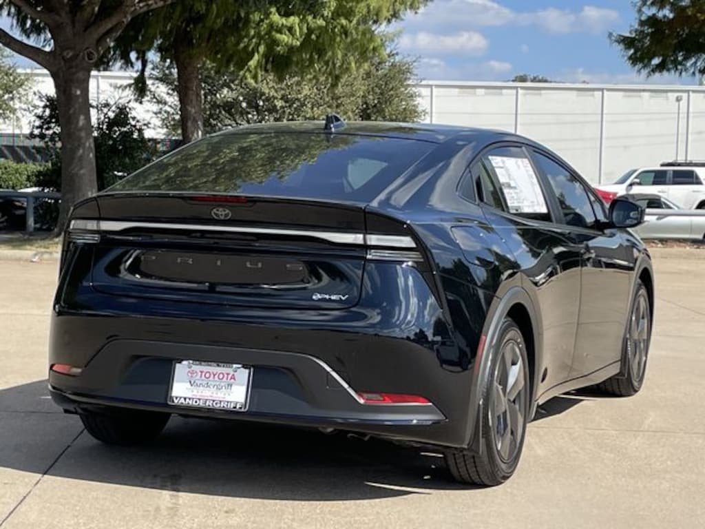 New 2026 Toyota Prius Plug-In Hybrid SE Hatchback
