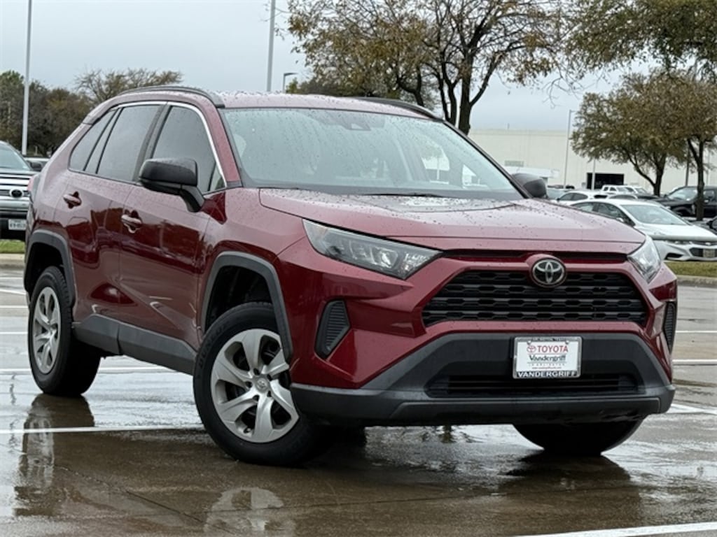 Used 2019 Toyota RAV4 LE SUV
