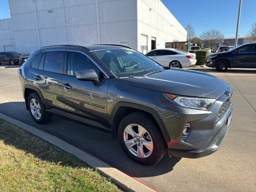 Used 2019 Toyota RAV4 XLE SUV