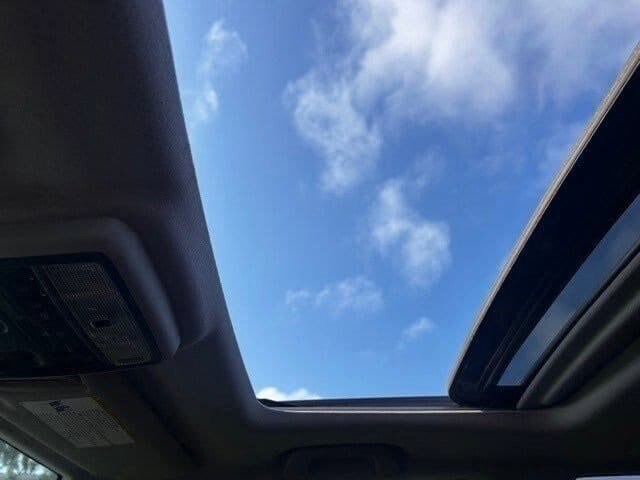 2017 Toyota 4Runner Limited SR5 Premium TRD Pro photo 3