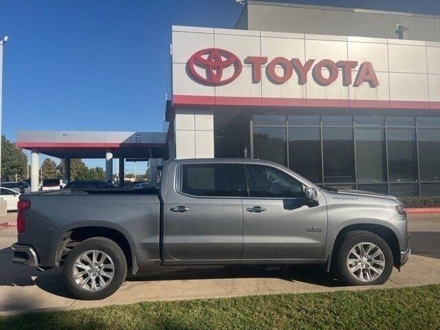 2021 Chevrolet Silverado 1500 LTZ photo 2
