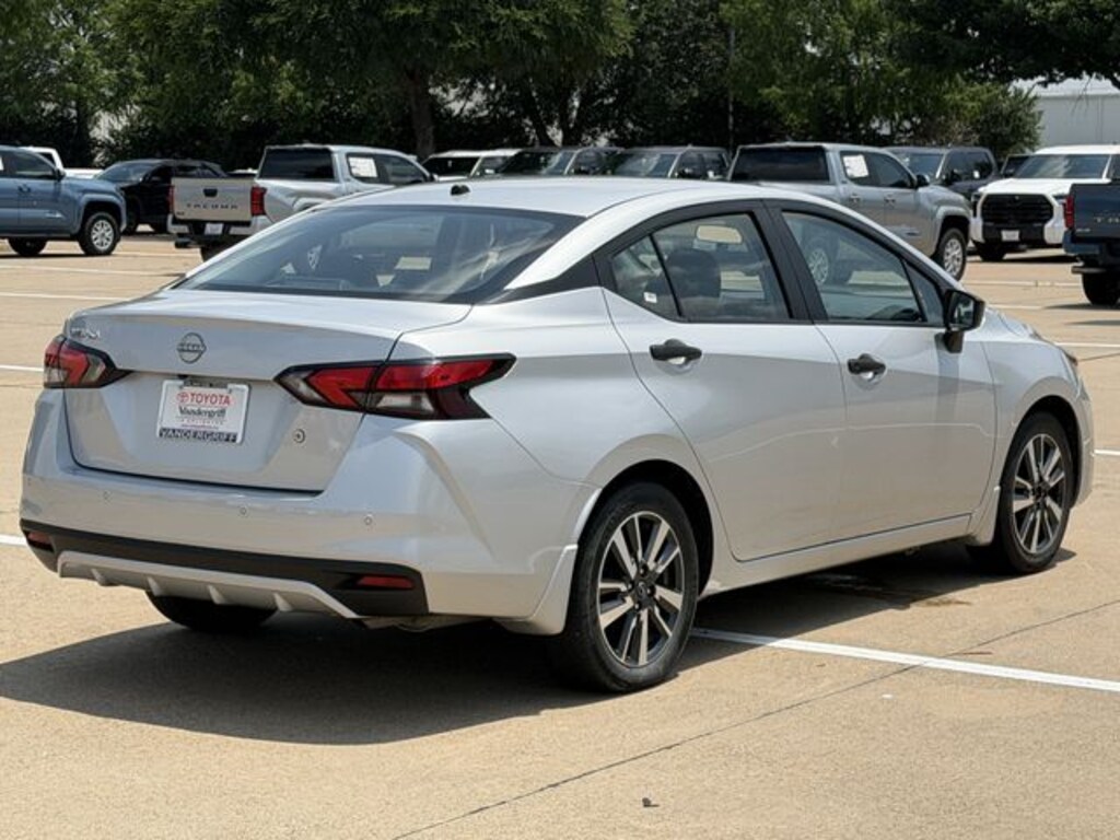 Used 2024 Nissan Versa 1.6 S Sedan