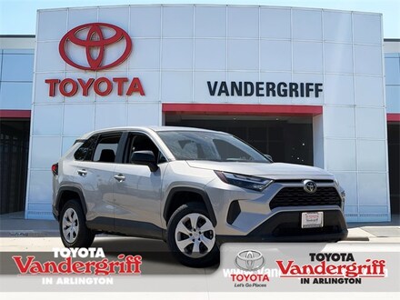 2024 Toyota RAV4 LE SUV