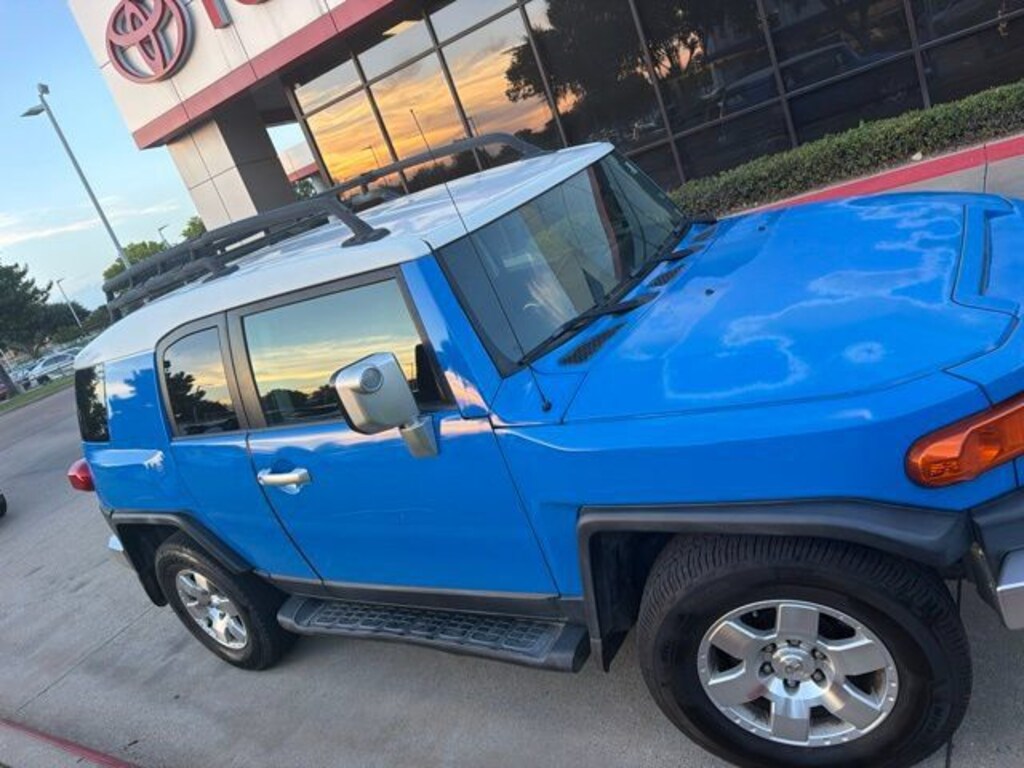 Used 2007 Toyota FJ Cruiser Base SUV