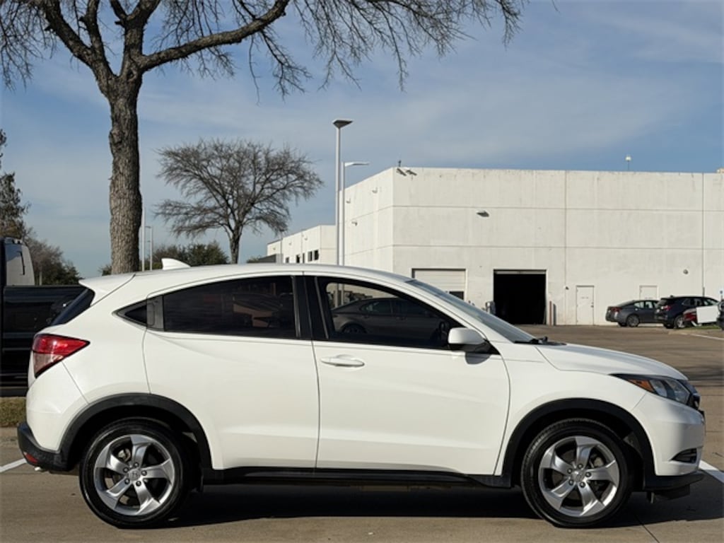 Used 2016 Honda HR-V LX SUV