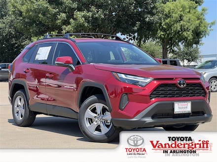 2025 Toyota RAV4 XLE SUV