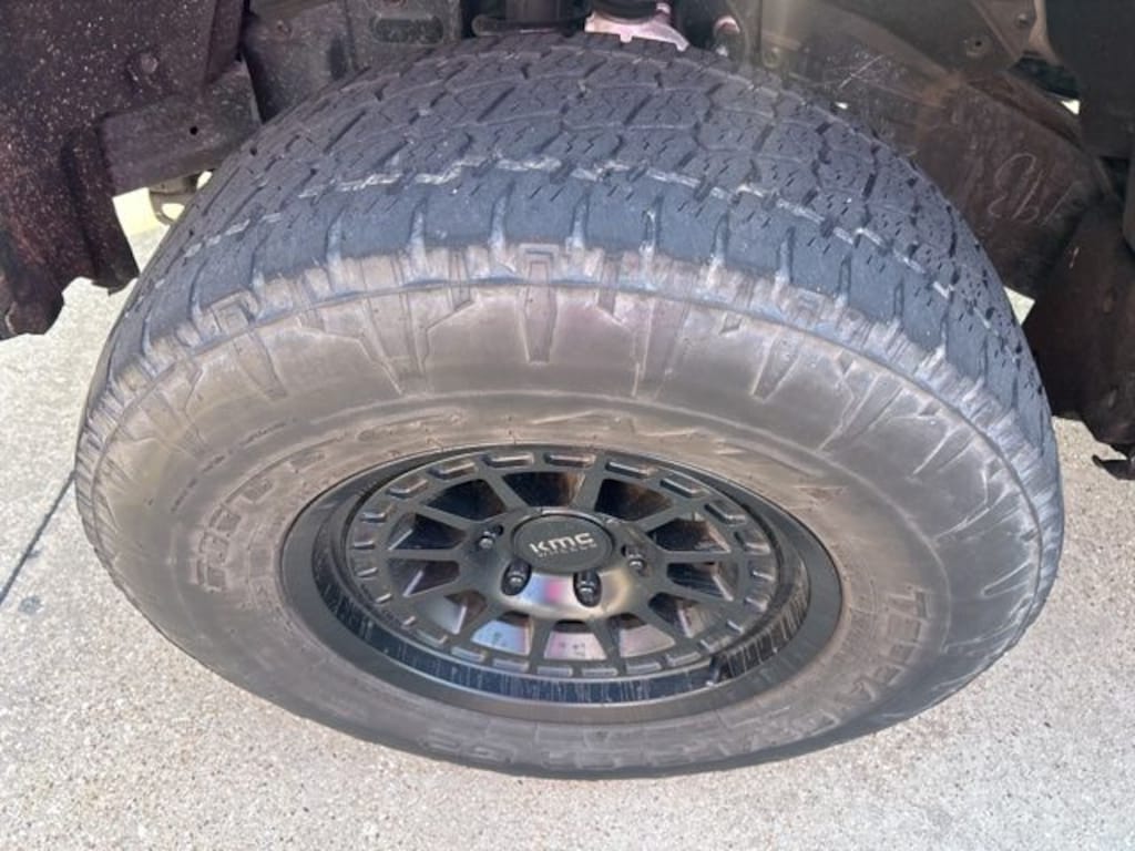 Used 2025 Toyota Tacoma SR Truck Double Cab