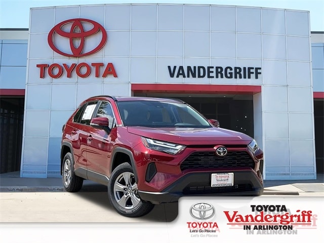 2025 Toyota RAV4 XLE's photo