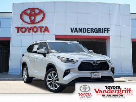 2026 Toyota Highlander Hybrid Limited SUV